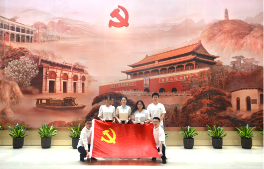 鯤鵬控股集團(tuán)黨委組織開展“淬煉初心 向黨而行”黨員發(fā)展對象培訓(xùn)工作