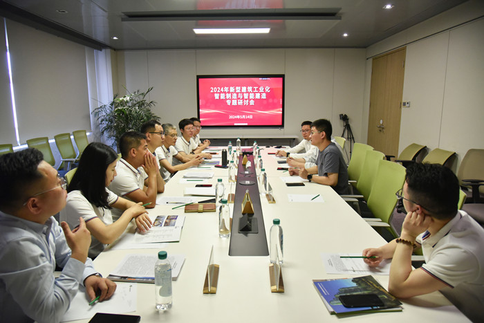 鯤鵬控股集團(tuán)董事長(zhǎng)毛晨陽率隊(duì)訪問漢爾姆AAAAA级黄色网站，交流激發(fā)新思路